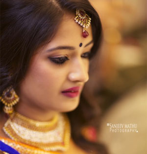 Makeup Artist,Bridal Makeup,Bridal Makeup Artist,Best Bridal Makeup,Professional Makeup Artist,Bridal Studio,Top 10 Bridal Makeup Artist in Bangalore